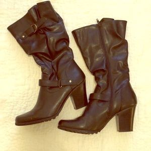 Black vegan leather heeled boots size 9
